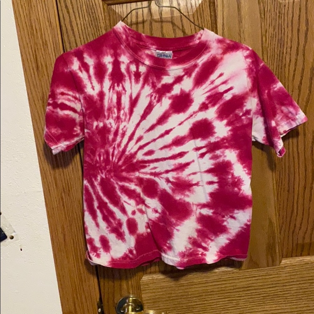 Red tye dye tee shirt